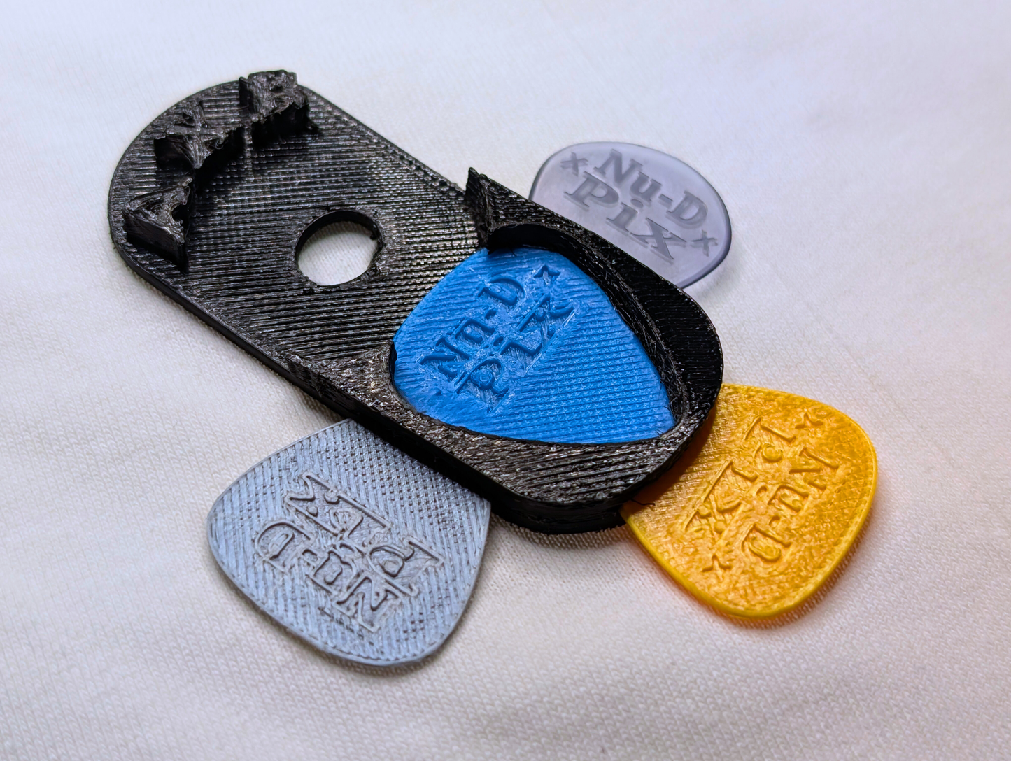 PikBlok - Strap Lock + Pick Holder